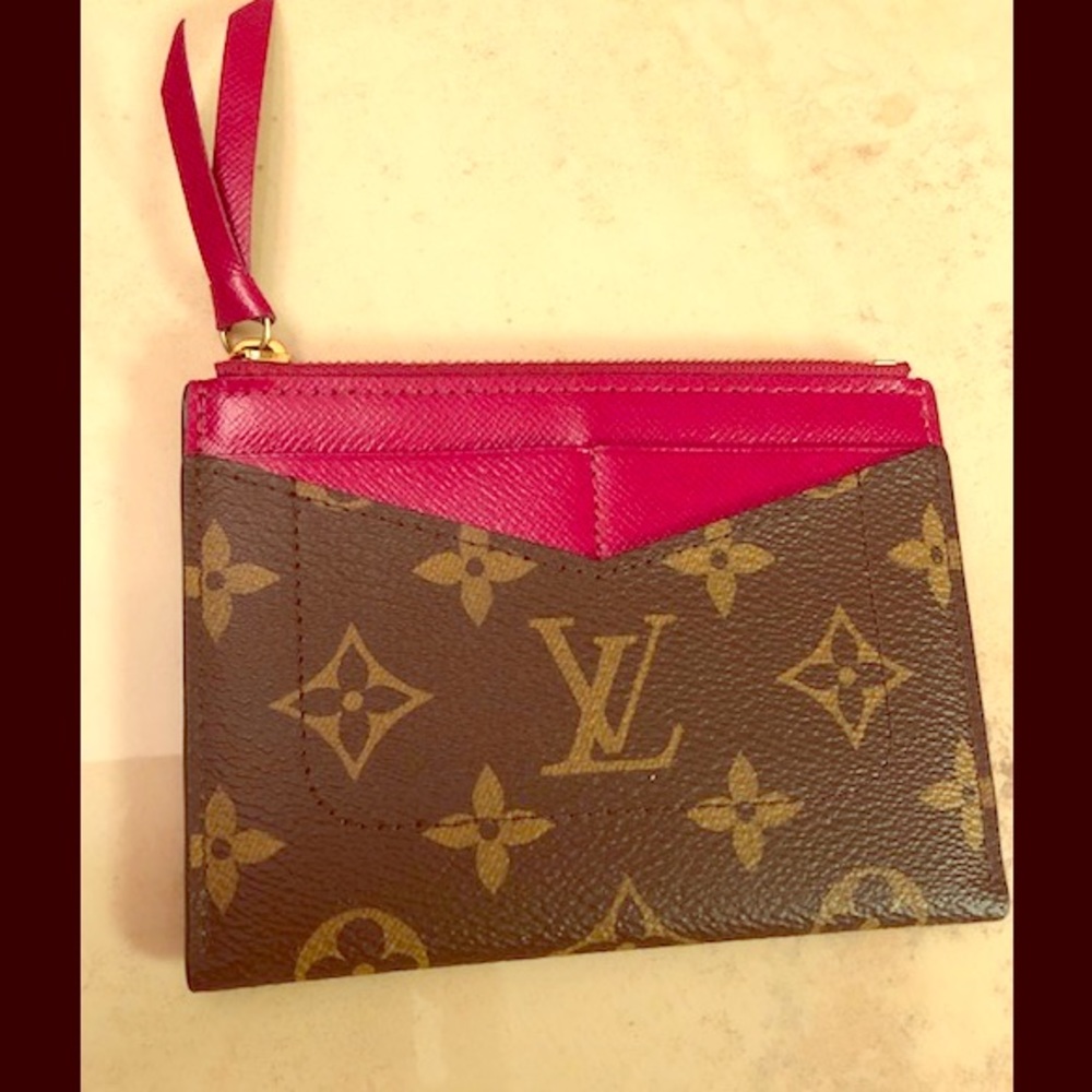 Louis Vuitton Zipped Card Holder